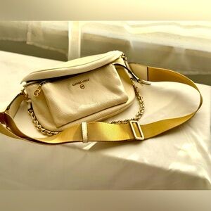 Michael Kors cross body cream sling pack